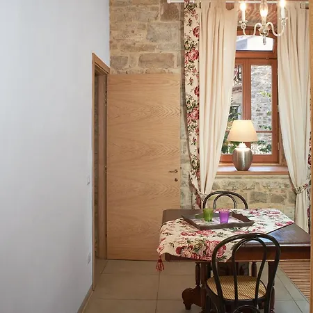 I Casaloni